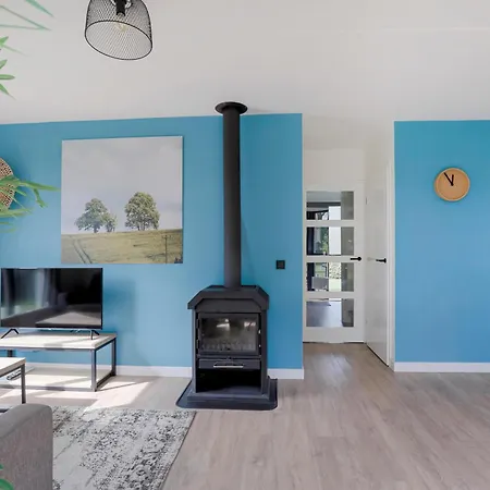 6 - Persoons Lakeside 11 * Ewijk