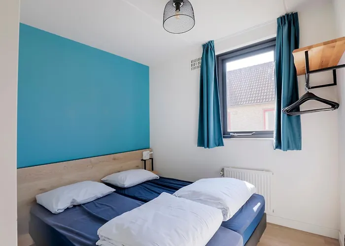 6 - Persoons Lakeside 11 Holiday home Ewijk