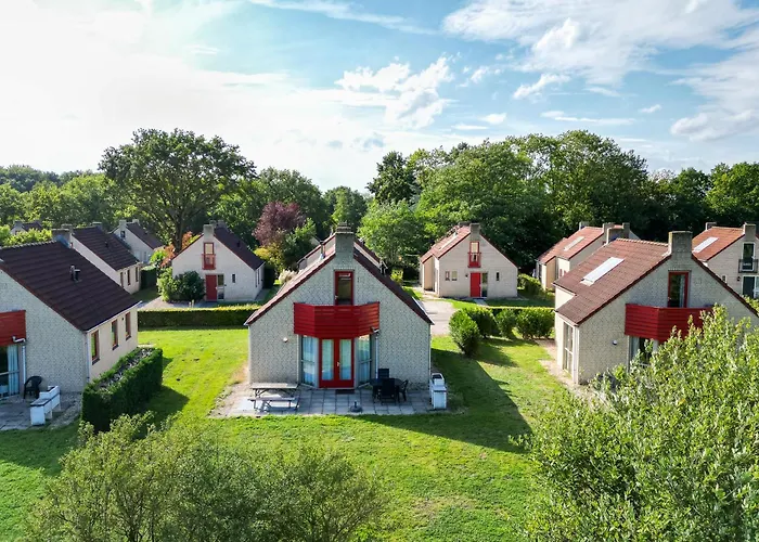 6 - Persoons Lakeside 11 Holiday home Ewijk