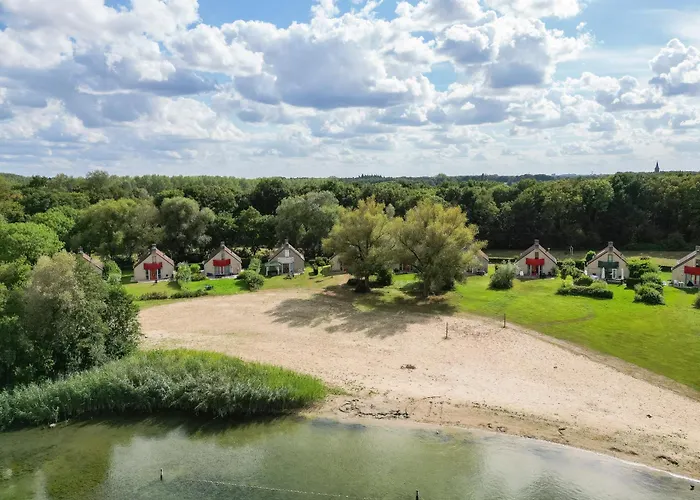 6 - Persoons Lakeside 11 بيت للعطل Ewijk