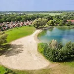 6 - Persoons Lakeside 11 펜션 Ewijk
